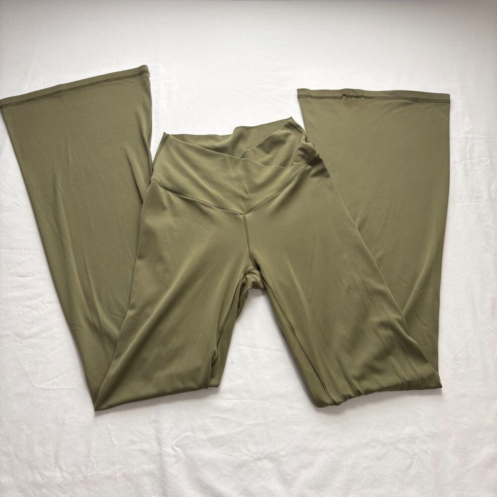 Offline by Aerie Crossover Flare Leggings Olive Green yoga pants gym size XS
